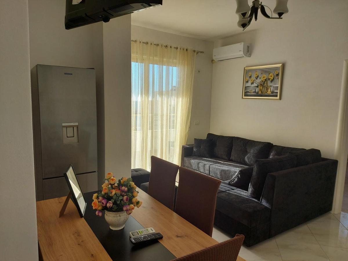 Bral Apartment 7 - Two-Bedroom With Seaview Durrës Exterior foto